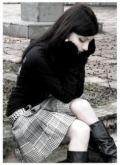 happy goth girls photo: goth girl Mascara__by_Disthymya.jpg