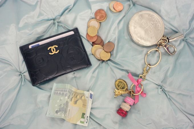 photo pinkbow-inmybag-6_zpsuh3vpak4.jpg