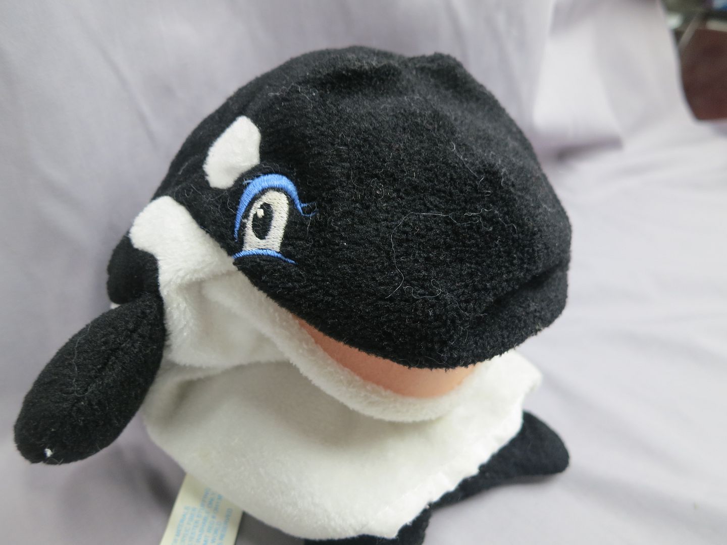 seaworld shamu stuffed animal