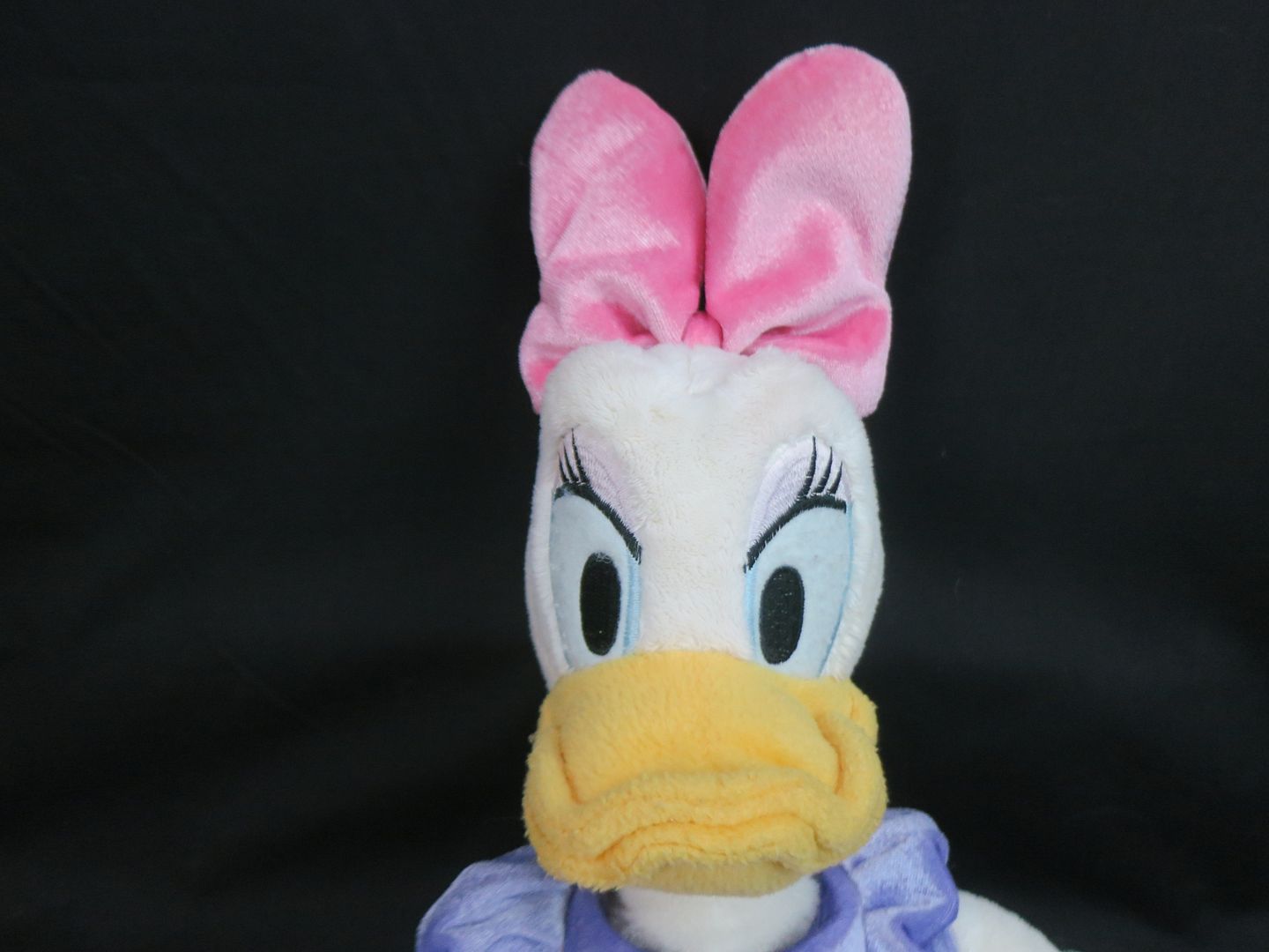 giant daisy duck plush