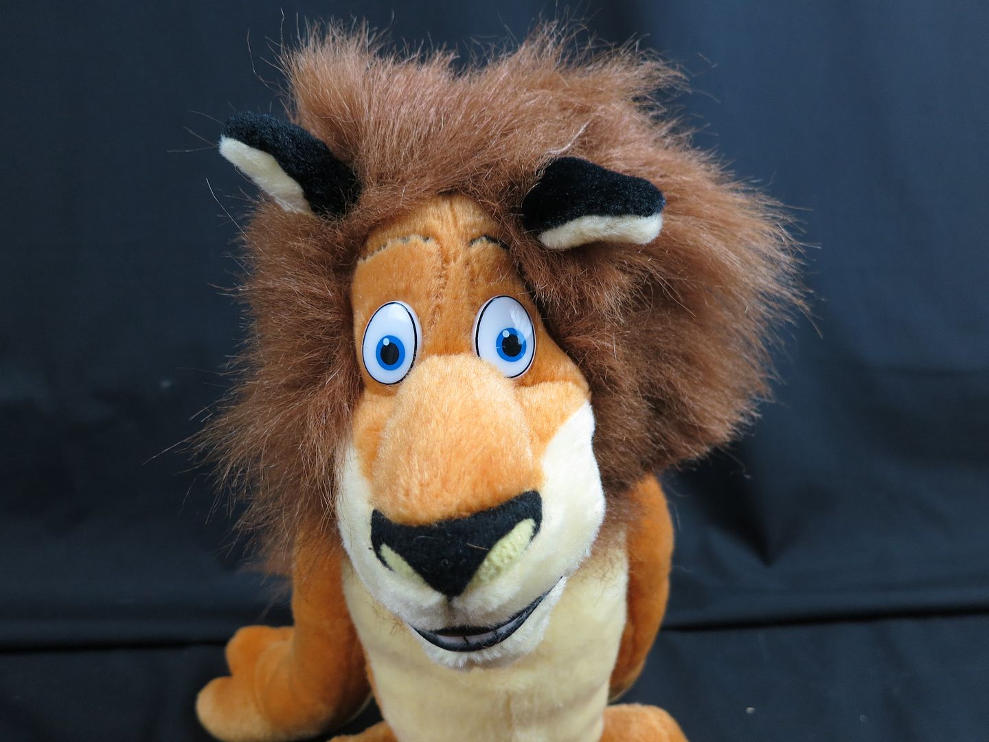 alex the lion stuffed animal