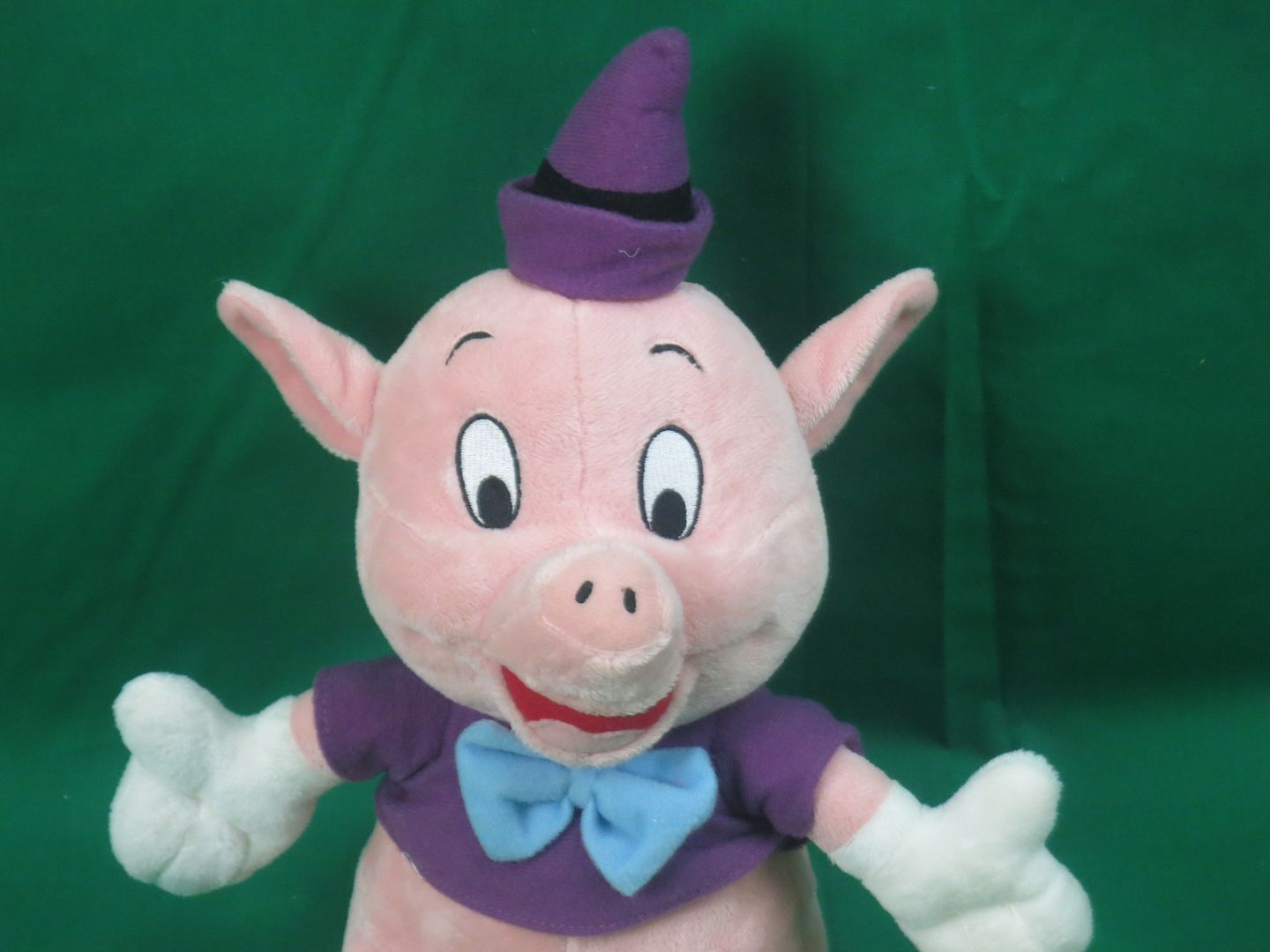 three little pigs plush