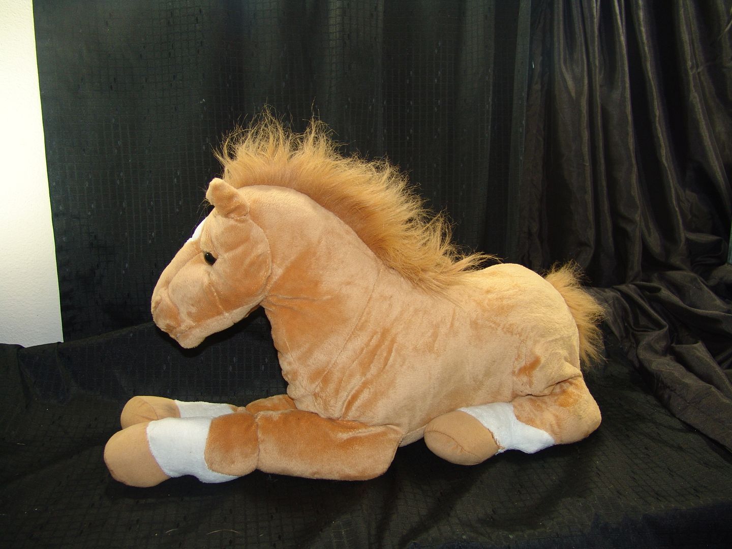 large horse stuffed animals