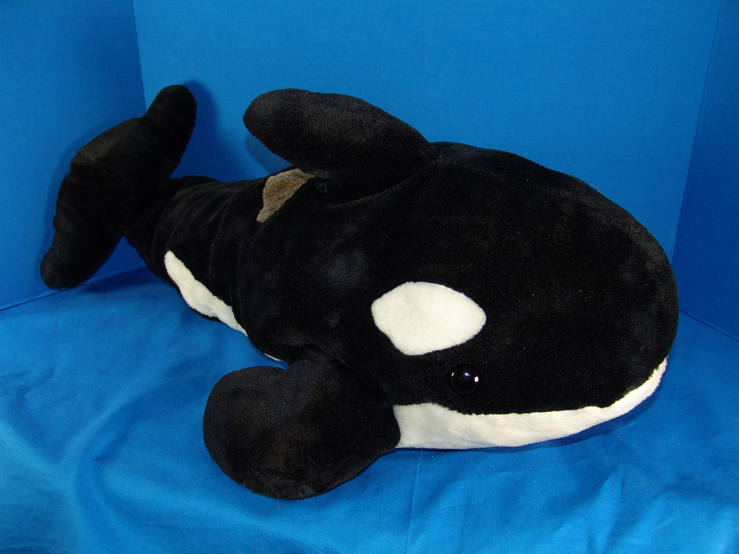 giant shamu plush