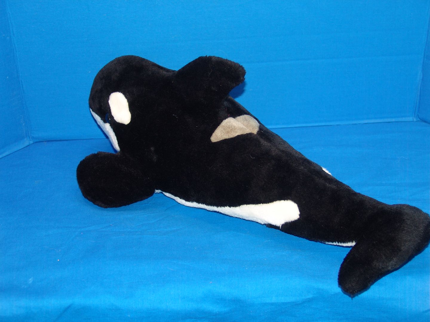 seaworld orca stuffed animal