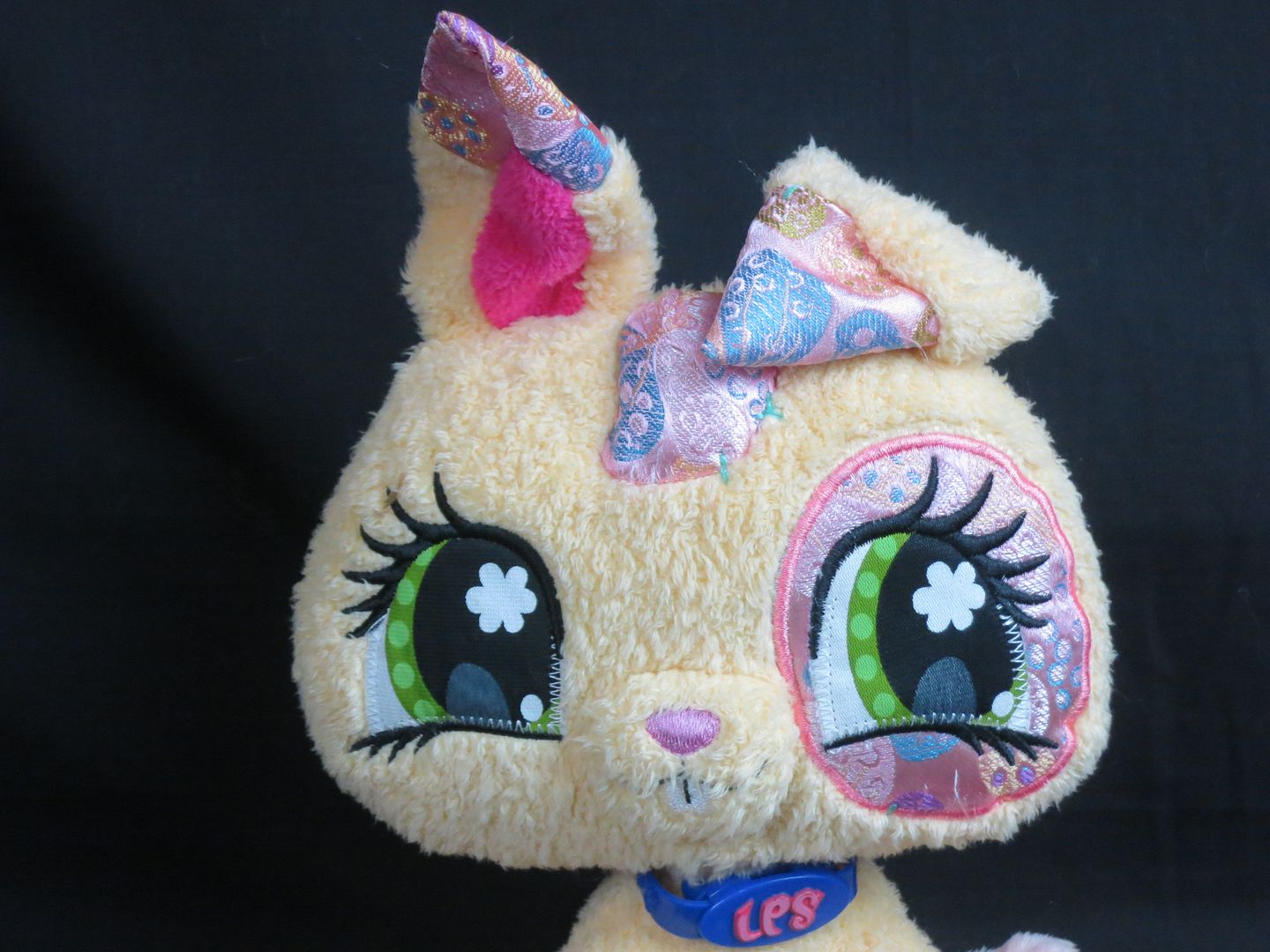 2007 LPS LITTLEST PET SHOP YELLOW STUFFED BUNNY RABBIT PLUSH STUFFED