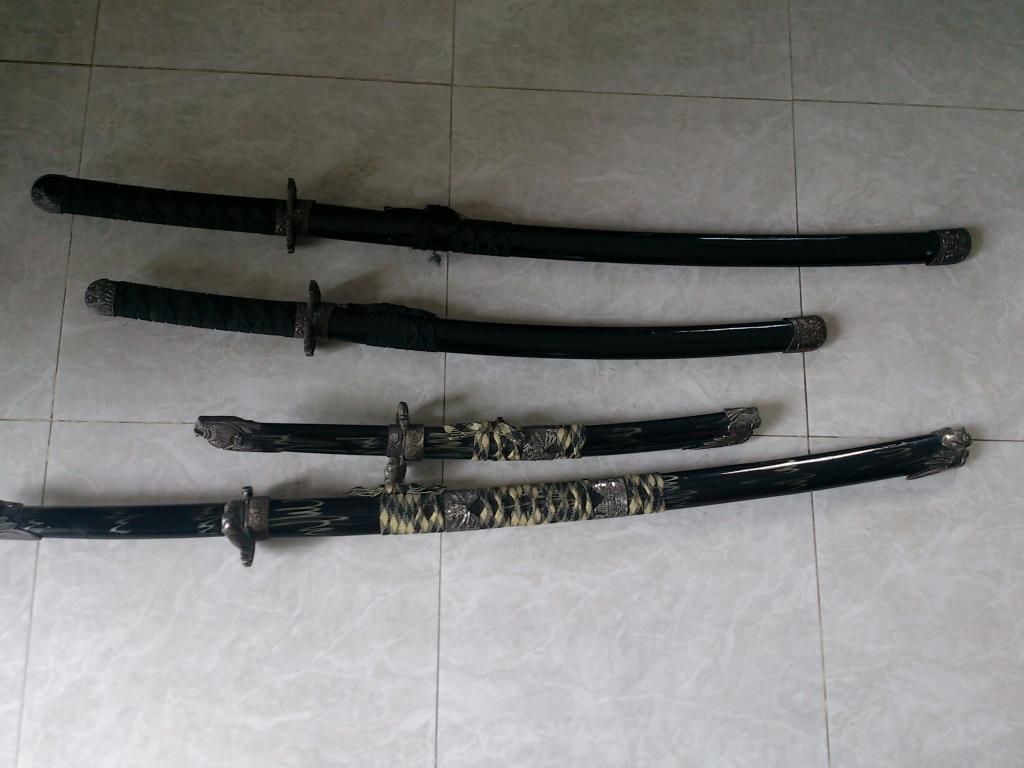 2 Bộ kiếm Nhật dùng để trưng bày! - 1