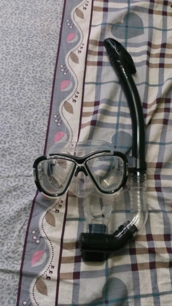 Nhượng lại đồ lặn biển: Kính - Vòi hơi - Chân vịt!