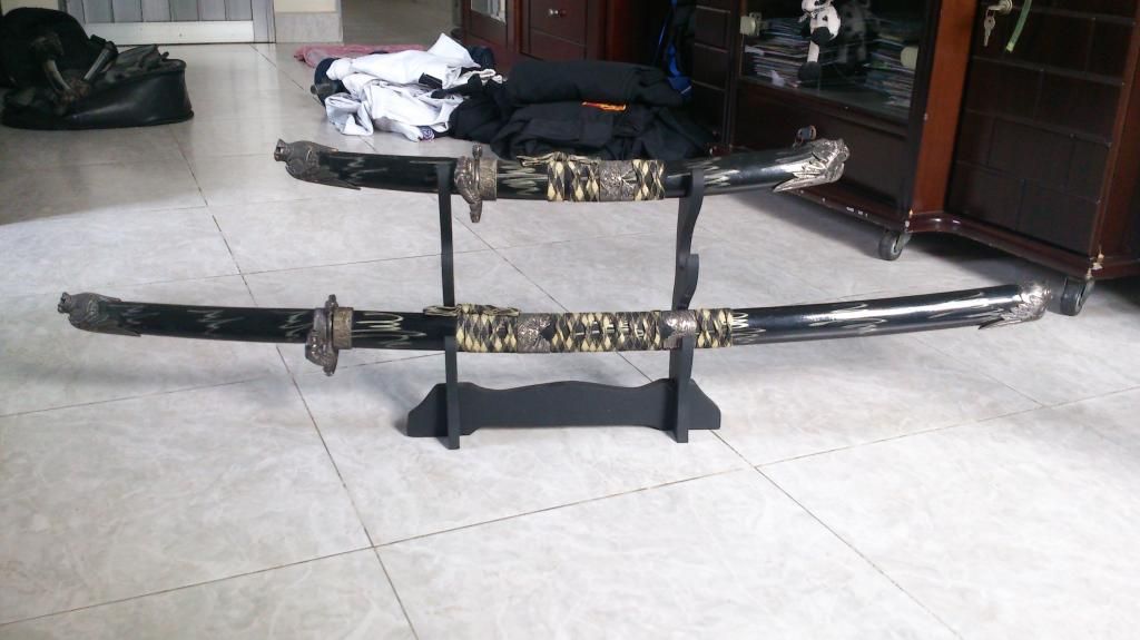 2 Bộ kiếm Nhật dùng để trưng bày! - 2